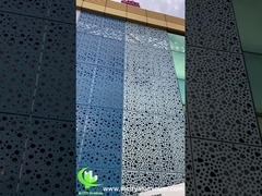 구멍이 뚫린 금속 정면 perforation pattern