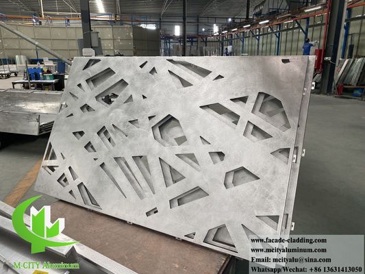 좋은 가격 레이저로 절단 된 금속 스크린 디자인 패턴이 있는 알루미늄 패널 온라인으로