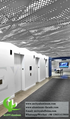 3D 모양의 LED 빛 구멍 패턴이 있는 금속 천장 알루미늄 패널