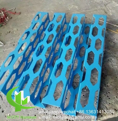 CNC 조각 스크린 커튼 벽에 대한 구멍 2.5mm 금속 알루미늄 클래싱 패널