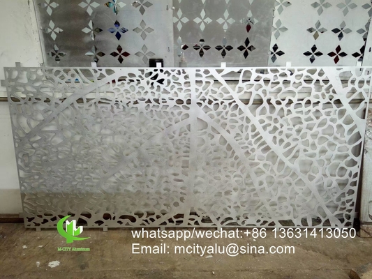 CNC 레이저 절단 구멍 알루미늄 금속 판 위장 클래싱 패널 벽에 2.5mm 두께