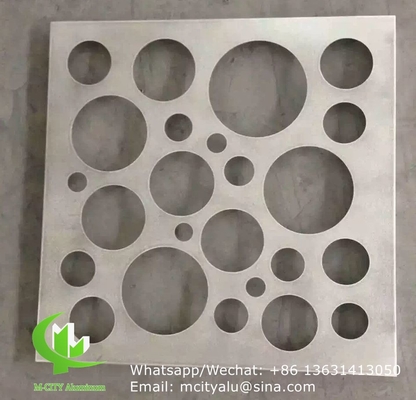 2mm 두께의 pvdf 페인트를 가진 외관 커튼 벽용 알루미늄 구멍 패널
