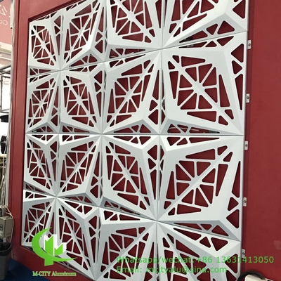 2mm 두께의 pvdf 페인트로 벽 장식용 알루미늄 구멍 판