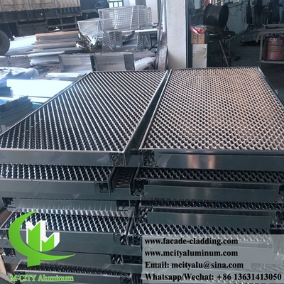 CNC perforated sheet metal 외관 알루미늄 엽판 정면 부착 3mm