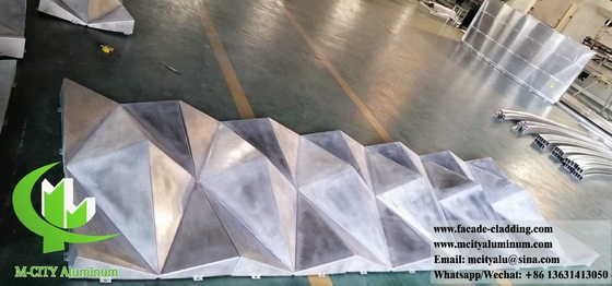 3D 금속 정면 알루미늄 클래싱 홀 디자인 슬라이버 색상 1m x 1m 3mm 두께