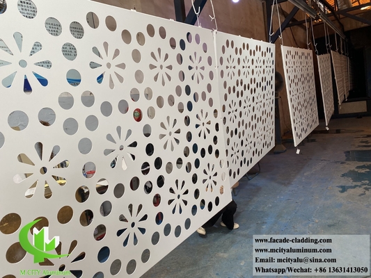 뚫기 금속판 알루미늄 PVDF 파우더로 코팅된 흰색 3mm 두께의 벽 천장