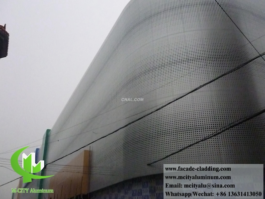 뚫린 알루미늄 정면 클래싱 패널 PVDF 흰색 내구성 코팅 15 년 보증 3mm 두께