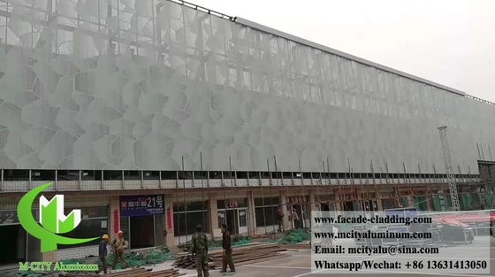 뚫린 금속 클래딩 정면 시스템 3mm 두께 PVDF 슬라이버 알루미늄 스크린