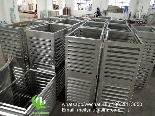 좋은 가격 에어컨 알루미늄 덮개 금속 정면 클래싱 커튼 벽 정면 장식용 두께 2.5mm 굽는 시트 온라인으로