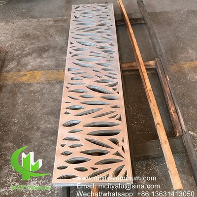 좋은 가격 2mm 알루미늄 뚫린 패널, 파우더로 코팅된 표면과 장식적인 정면 클레이딩을 위한 사용자 지정 RAL 색상 온라인으로