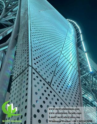 좋은 가격 PVDF 내구 코팅이 적용된 CNC 펀칭 천공 알루미늄 패널 (1200x2400mm, 외벽 마감용) 온라인으로