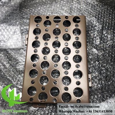 좋은 가격 파우더로 코팅 된 3mm 두께와 벽 천장용 사용자 정의 가능한 RAL 색상 뚫린 알루미늄 정면 패널 온라인으로