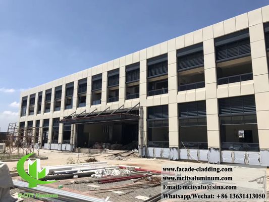 좋은 가격 3mm 두께의 PVDF 마무리 알루미늄 클래딩 패널 온라인으로